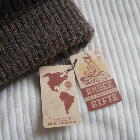 Andes Gifts Dark Brown & Light Brown Reversible 100% Alpaca Wool Beanie Hat - Picture 9 of 10